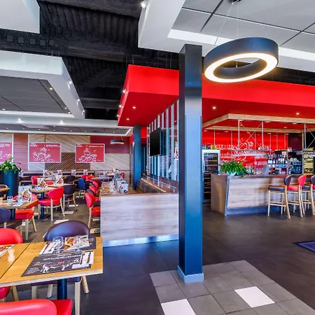 Kyriad Prestige Amiens - And 4*