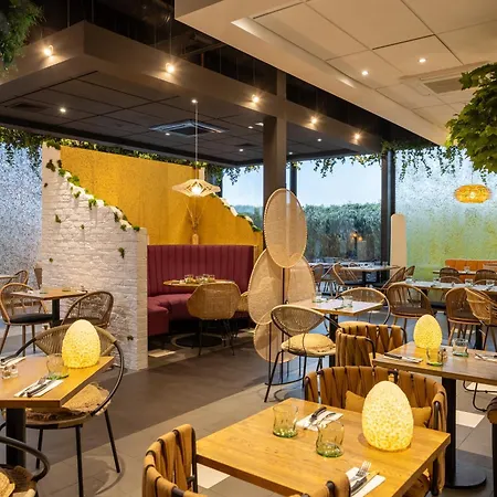 Kyriad Prestige Amiens - Hotel&spa Hotel Poulainville