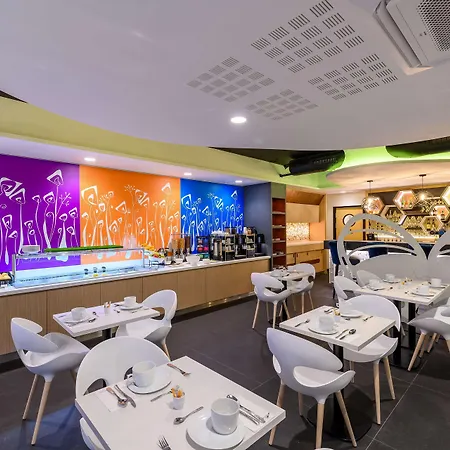 Hotel Kyriad Prestige Amiens - And 4*