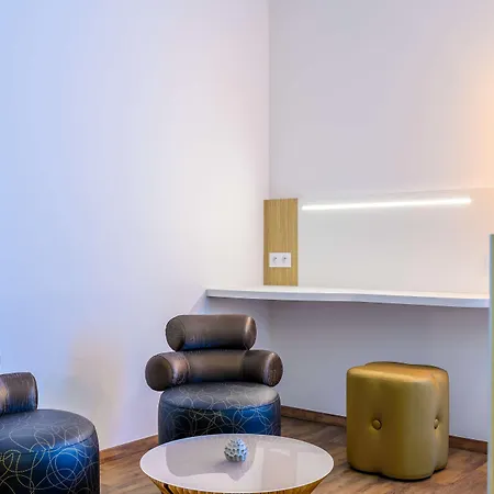 Hotel Kyriad Prestige Amiens - And Poulainville