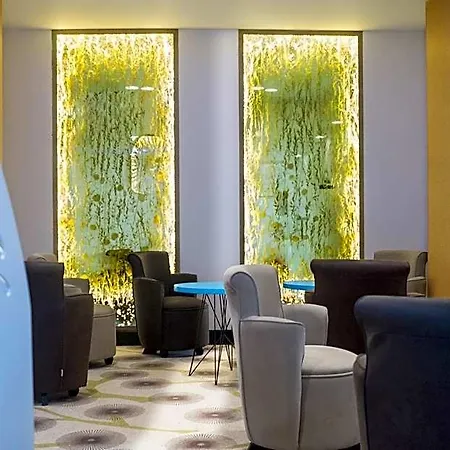 Hotel Kyriad Prestige Amiens - And Poulainville