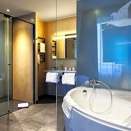 Hotel Kyriad Prestige Amiens - And 4*