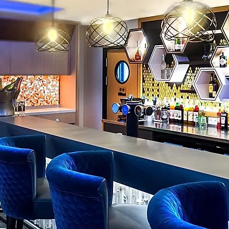 Kyriad Prestige Amiens - And Hotel