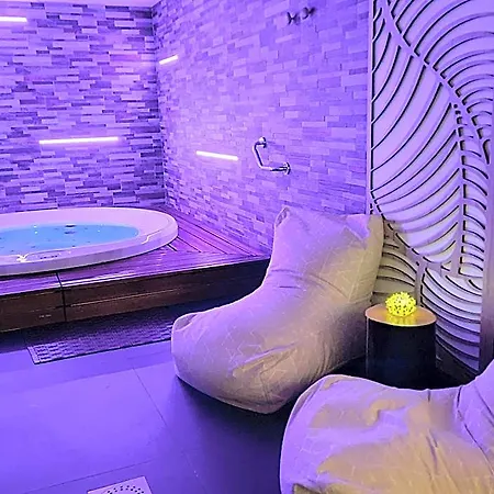 Kyriad Prestige Amiens - And Hotel 4*