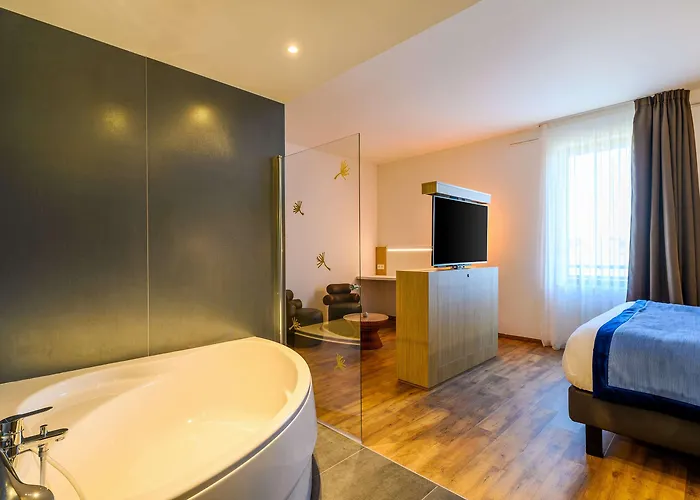 Kyriad Prestige Amiens - And