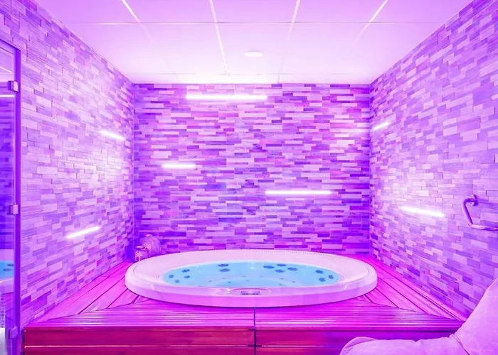 Kyriad Prestige Amiens - And Hotel 4*