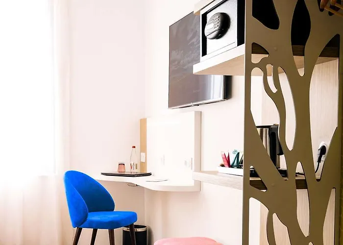 Kyriad Prestige Amiens - And 4*