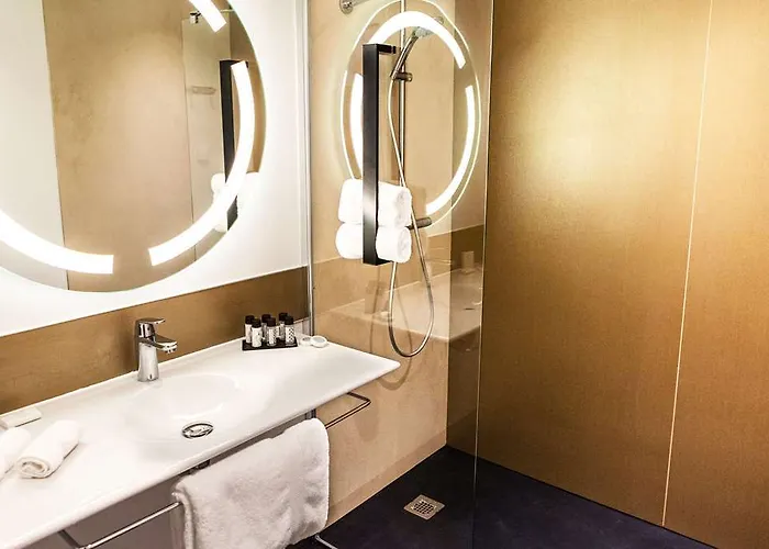 Hotel Kyriad Prestige Amiens - And Poulainville